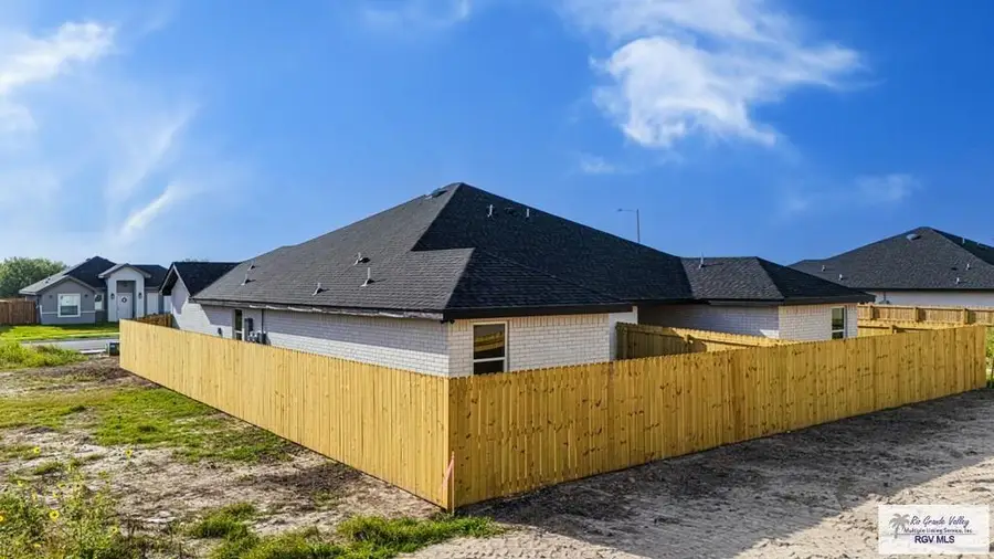 1336 Daytona Beach Ct, Brownsville, TX 78520 - #2