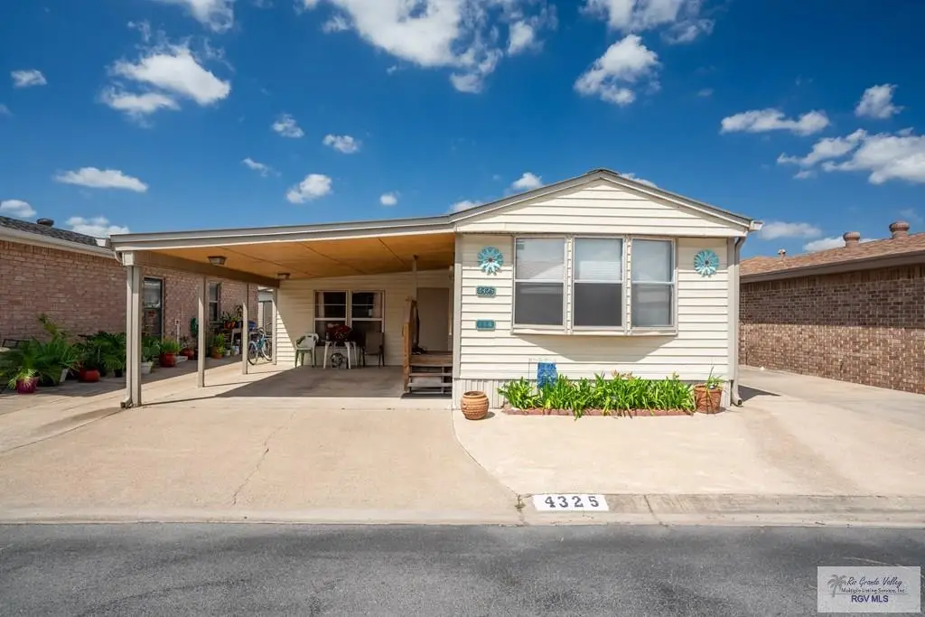 4325 Kansas St., Combes, TX 75052 - #1