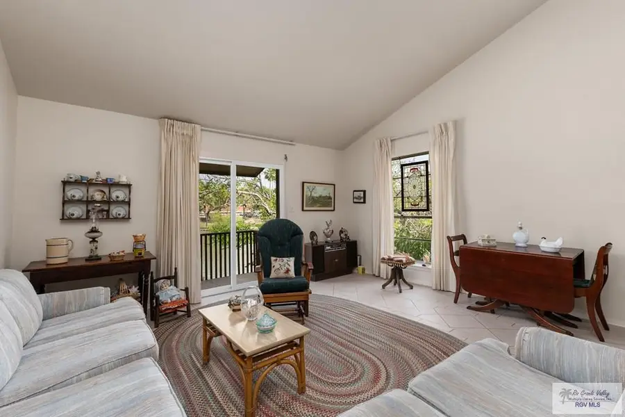 24 Calle Retama #202-F, Brownsville, TX 78520 - #3