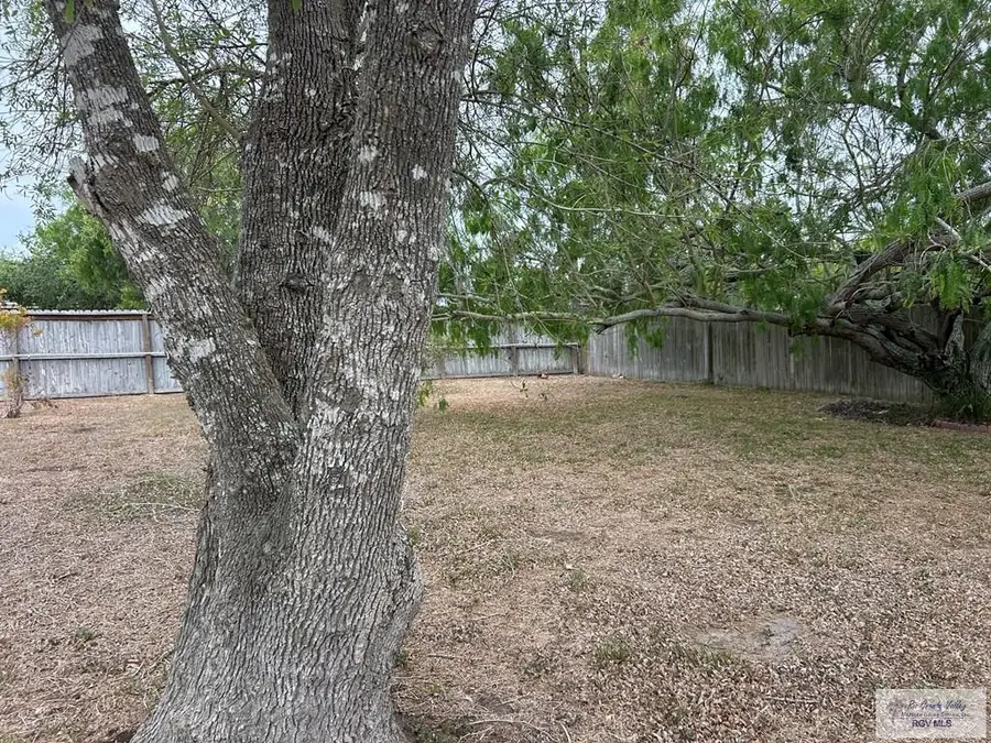 601 Mesquite Dr. #12, Laguna Vista, TX 78578 - #3