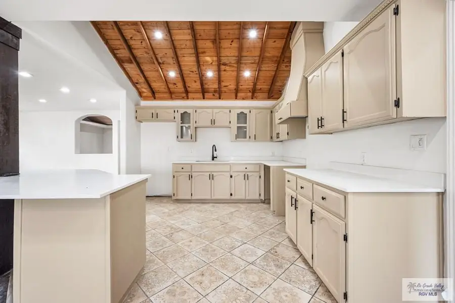 502 W Roosevelt Ave., Harlingen, TX 78550 - #3