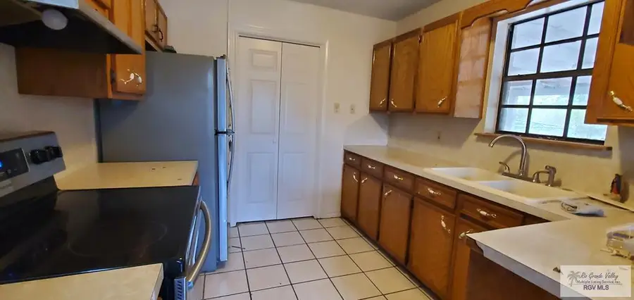 21079 Business 77, Combes, TX 78535 - #3