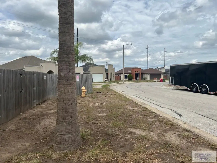 0000 Silverado, Brownsville, TX 78520 - #2
