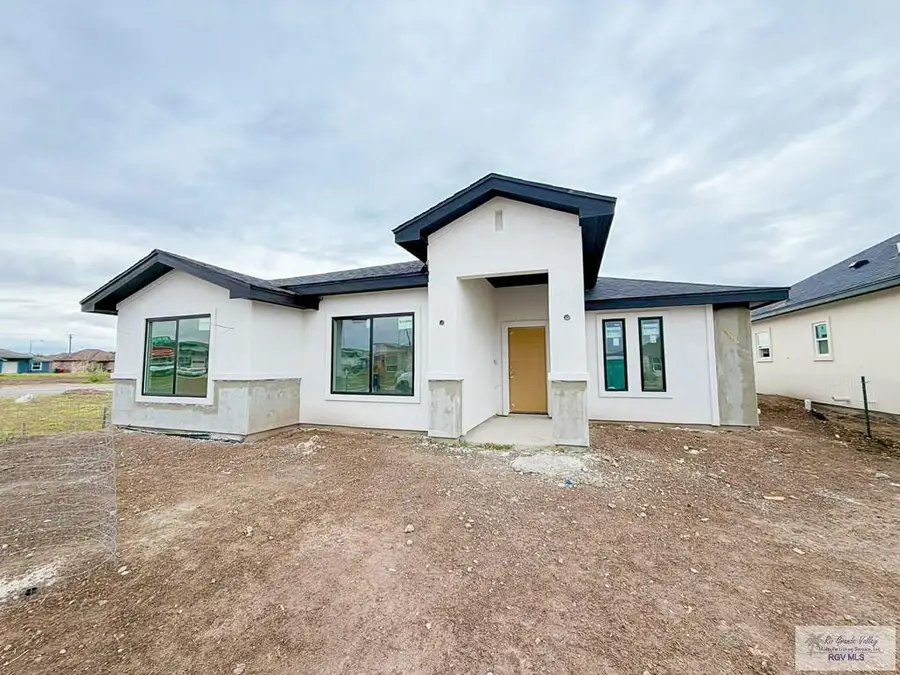 669 Foster Ln, Brownsville, TX 78523 - #2