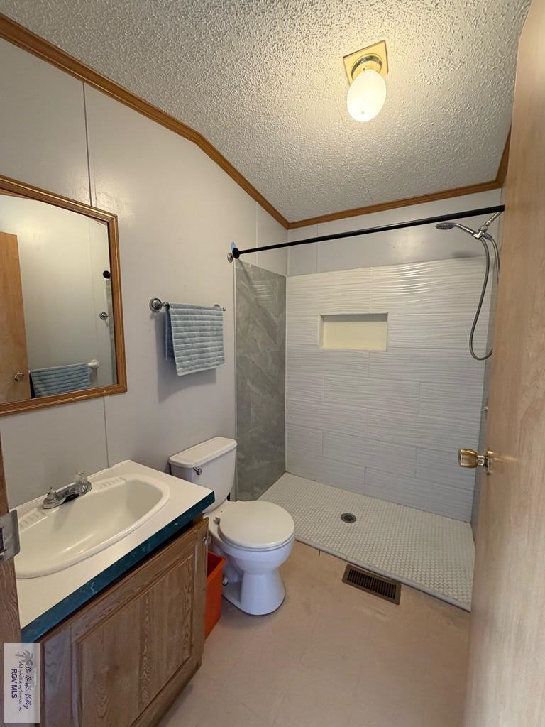 39 Blackhawk Ave., Harlingen, TX 78552 - #3