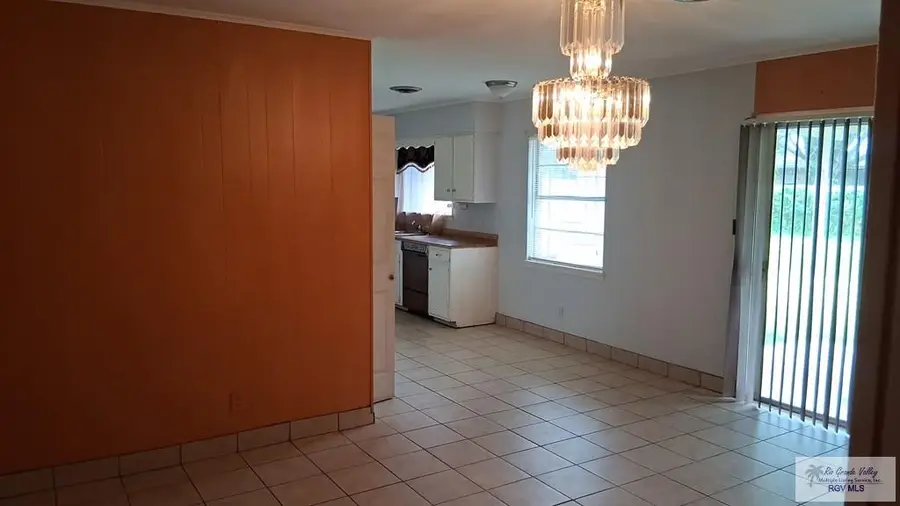 1515 Cardinal Ln, Brownsville, TX 78521 - #2