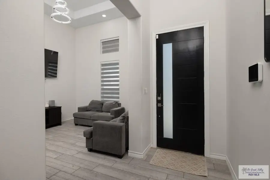 614 Yoli Ln., Donna, TX 78537 - #2