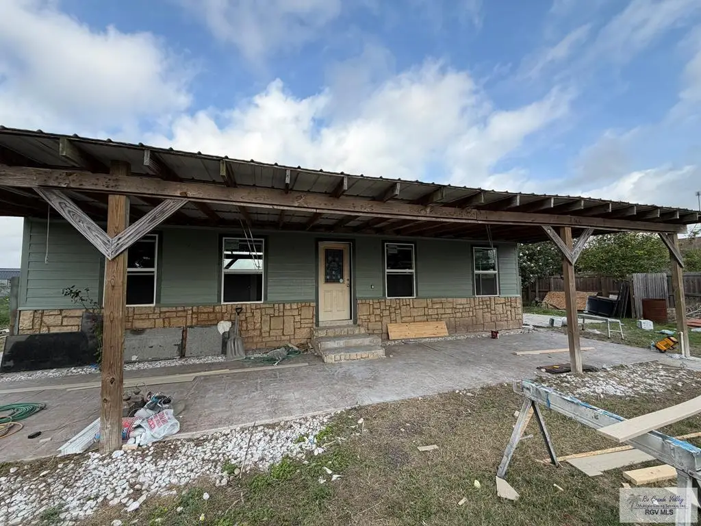 20652 Sid Jones Rd, Combes, TX 78552 - #1