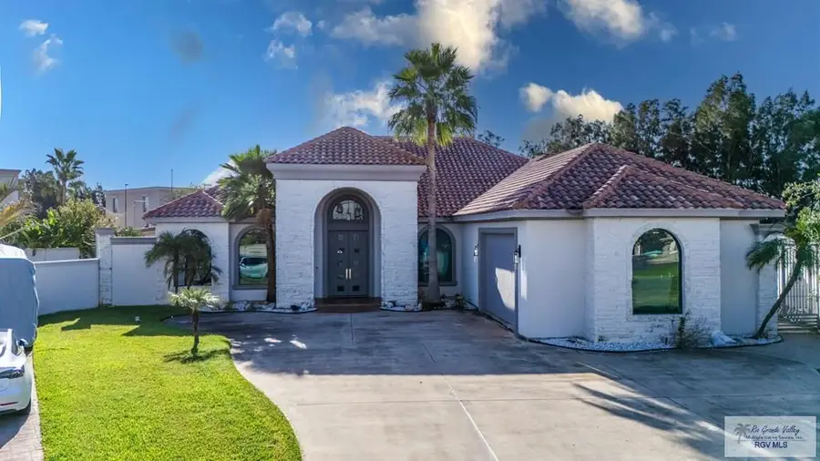 3112 Emerald Valley Blvd., Brownsville, TX 78526 - #3