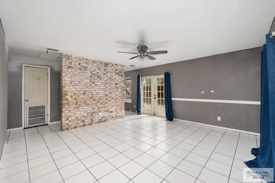 1910 Arbor, Harlingen, TX 78550 - #2