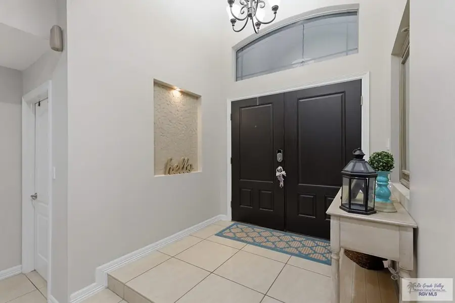 7062 Persimmon Dr, Brownsville, TX 78526 - #2