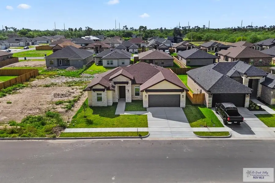 1427 S Stirrup Cir, San Benito, TX 78586 - #3