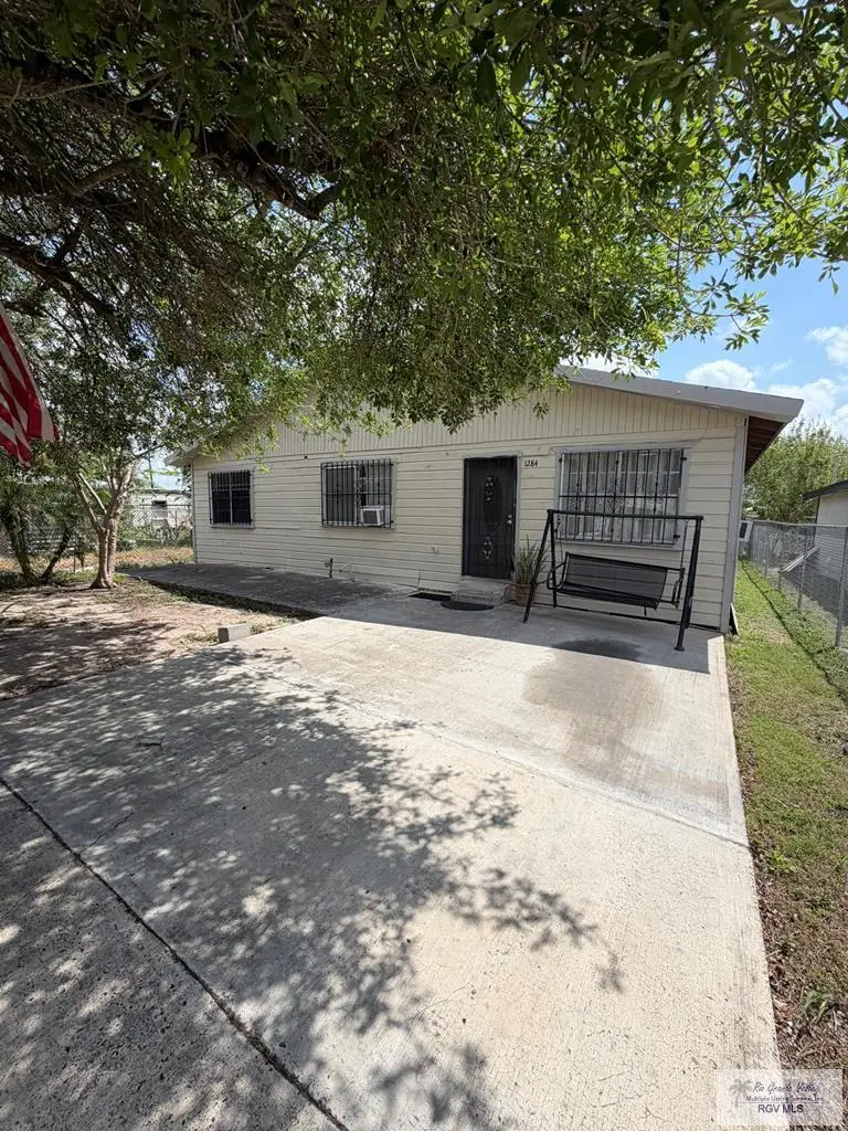 1284 Chilton St, Brownsville, TX 78521 - #1