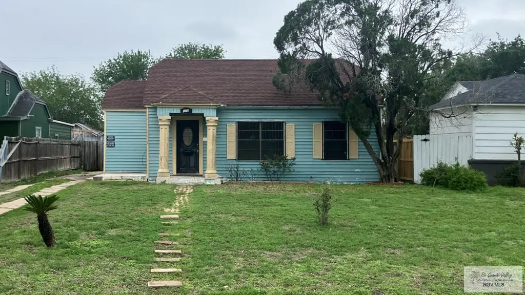 910 E Filmore Ave, Harlingen, TX 78550 - #1