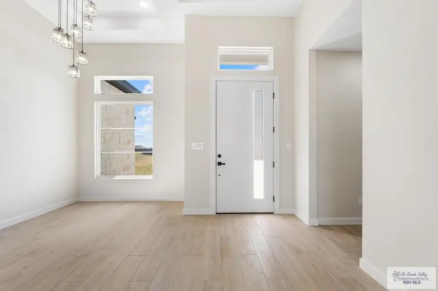 8722 Sandpiper Dr, Harlingen, TX 78552 - #2