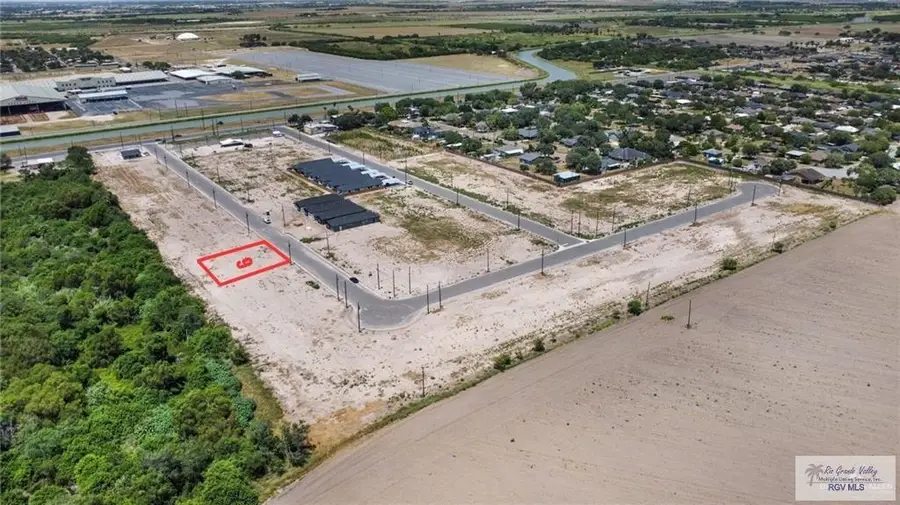 206 Royal Palm Dr, Mercedes, TX 78570 - #3