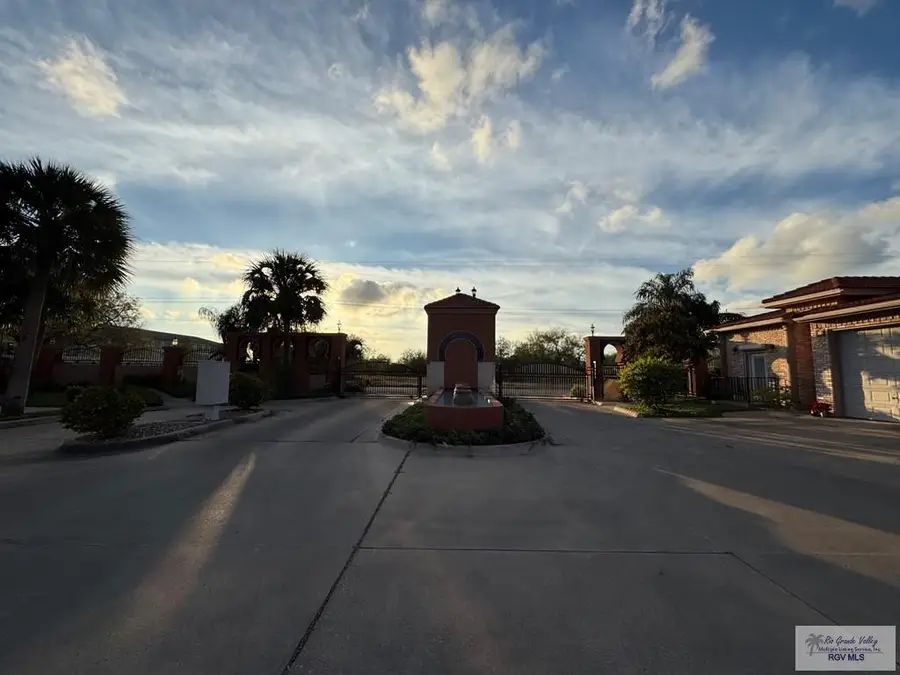 2200 Laredo Rd. #11E, Brownsville, TX 78520 - #3