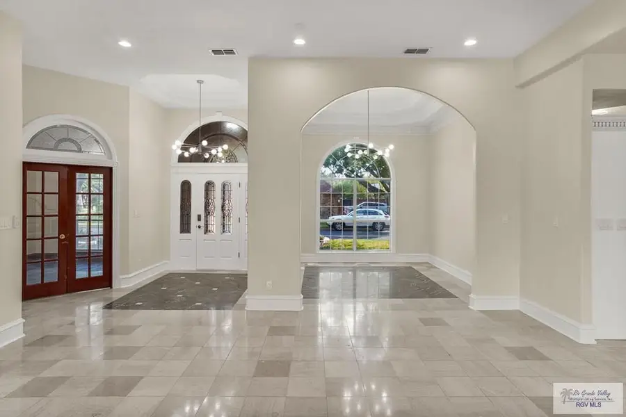 304 Sunflower Ave, McAllen, TX 78504 - #3