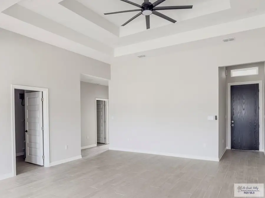 43899 Red Valley Ave, Brownsville, TX 78521 - #2