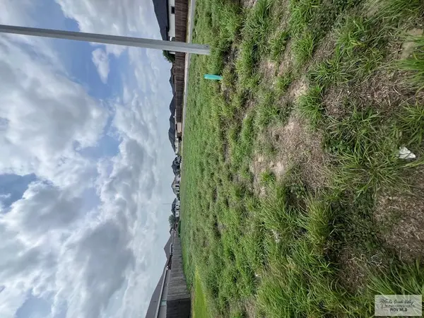 10741 N Sugar Bear Dr, EDINBURG, TX 78541