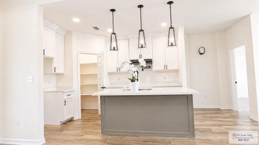 510 Vanessa Cir., Harlingen, TX 78526 - #3