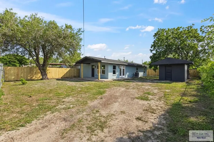 1017 S West Street, Harlingen, TX 78550 - #2