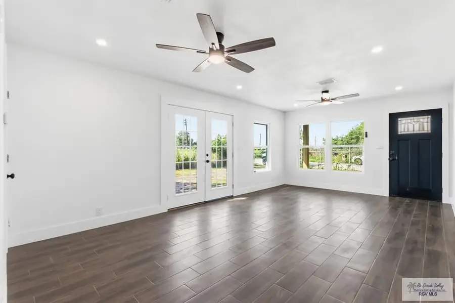 1017 S West Street, Harlingen, TX 78550 - #3
