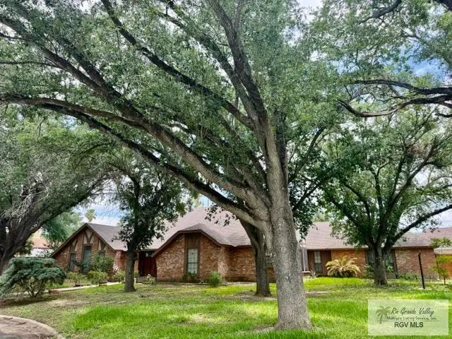 3301 Kent Ln, McAllen, TX 78503 - #2