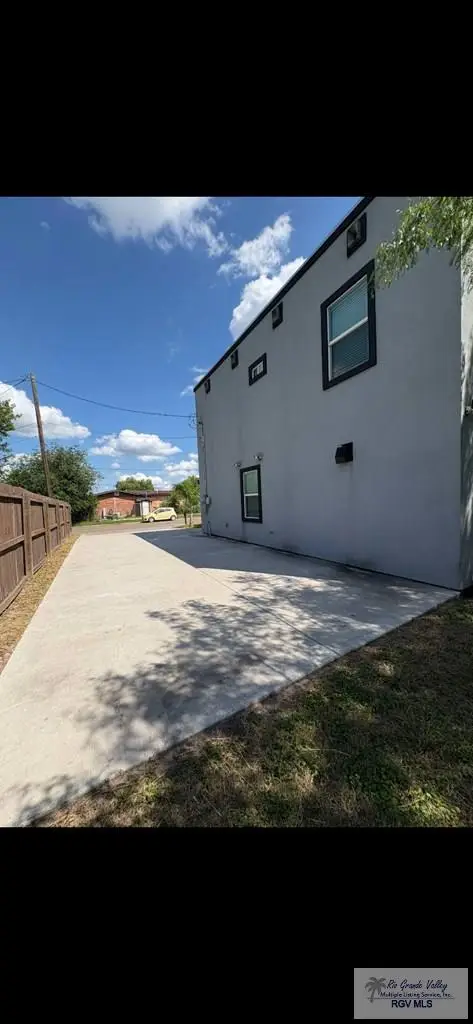 702 S California St., Harlingen, TX 78552 - #3