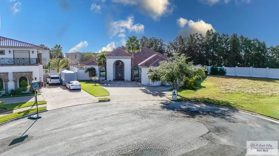 3112 Emerald Valley Blvd., Brownsville, TX 78526 - #3