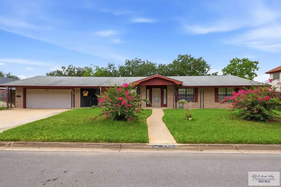 320 S Magnolia Ave., La Feria, TX 78559 - #2
