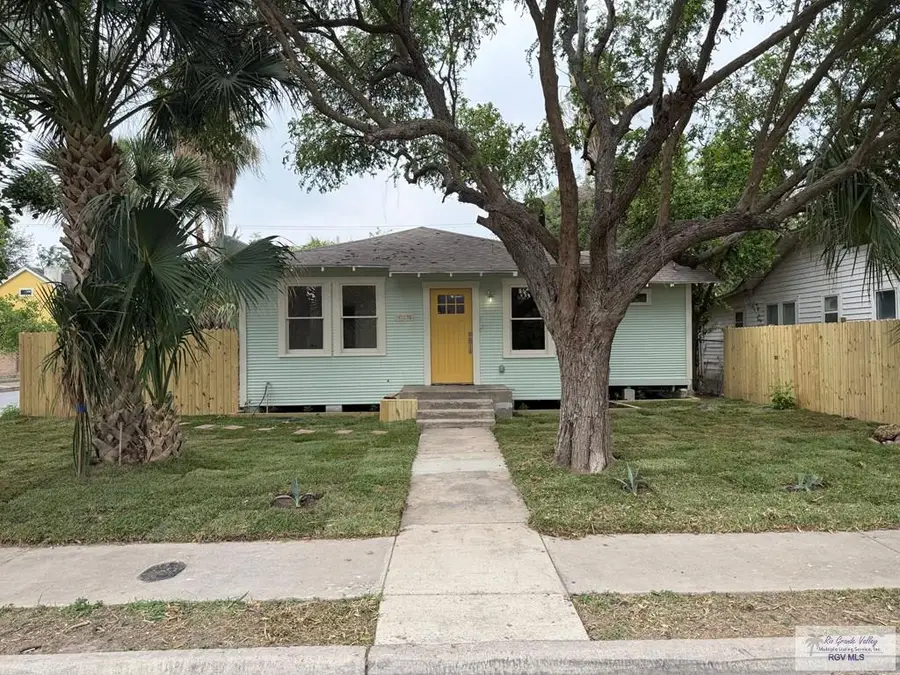 410 E St Francis St., Brownsville, TX 78520 - #3