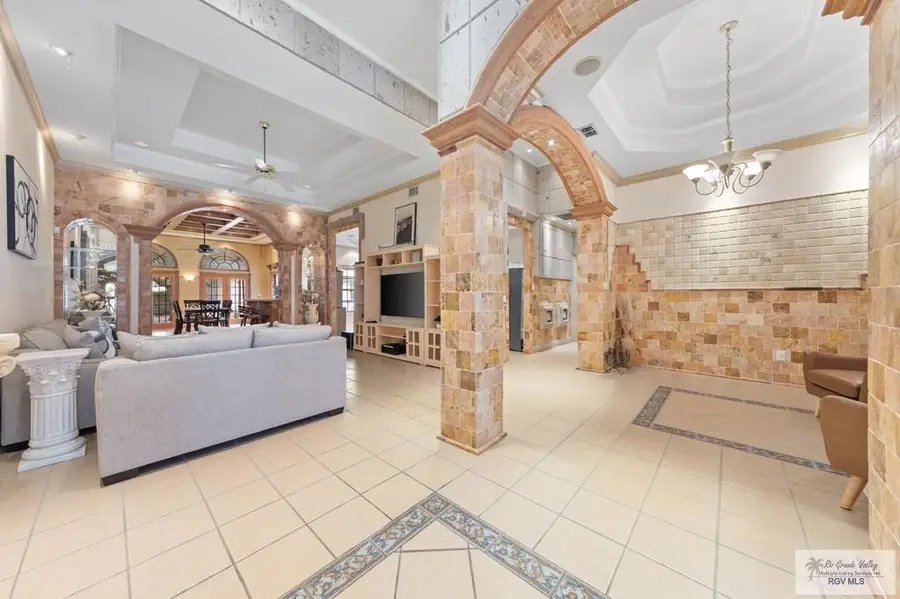 5405 N 28th St., McAllen, TX 78504 - #3