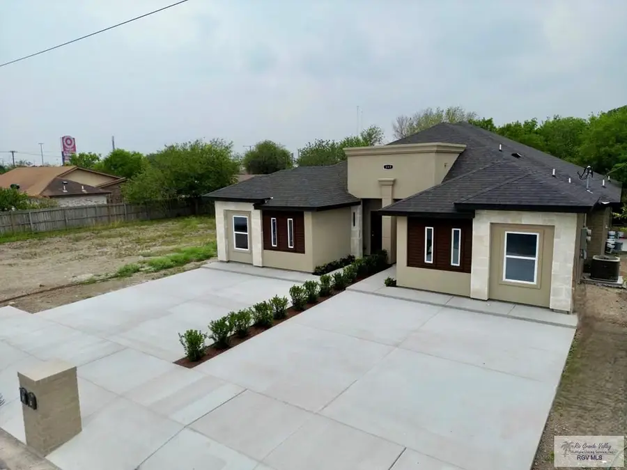 317 Avenida Del Sol #A and B, Brownsville, TX 78526 - #3