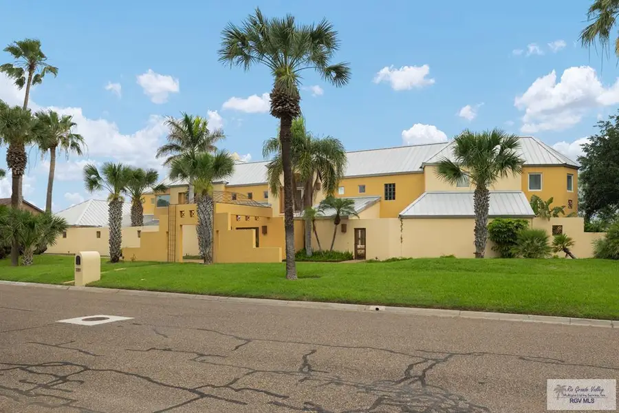 3201 Lazy Lake Dr, Harlingen, TX 78550 - #2