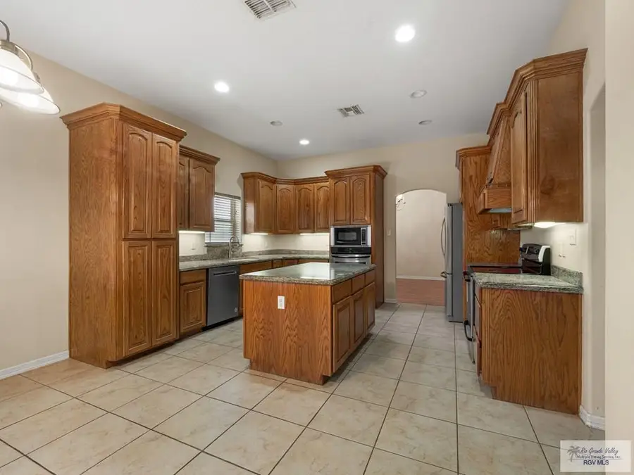 4414 Waters Edge, Harlingen, TX 78552 - #3