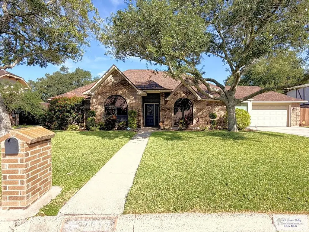 2917 Lazy Lake Dr, Harlingen, TX 78550 - #1