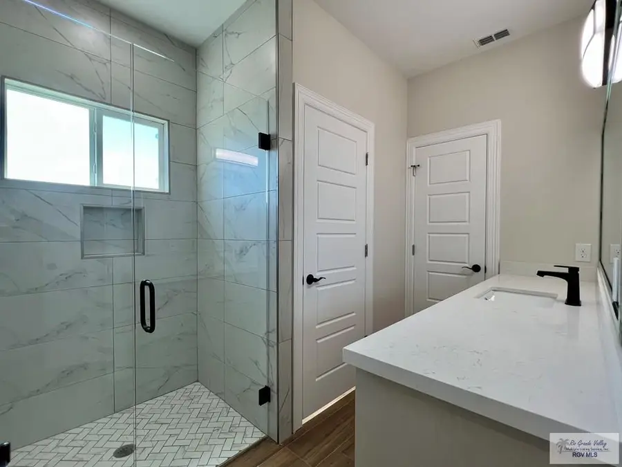 5105 Red River Cir #5105, Brownsville, TX 78520 - #3
