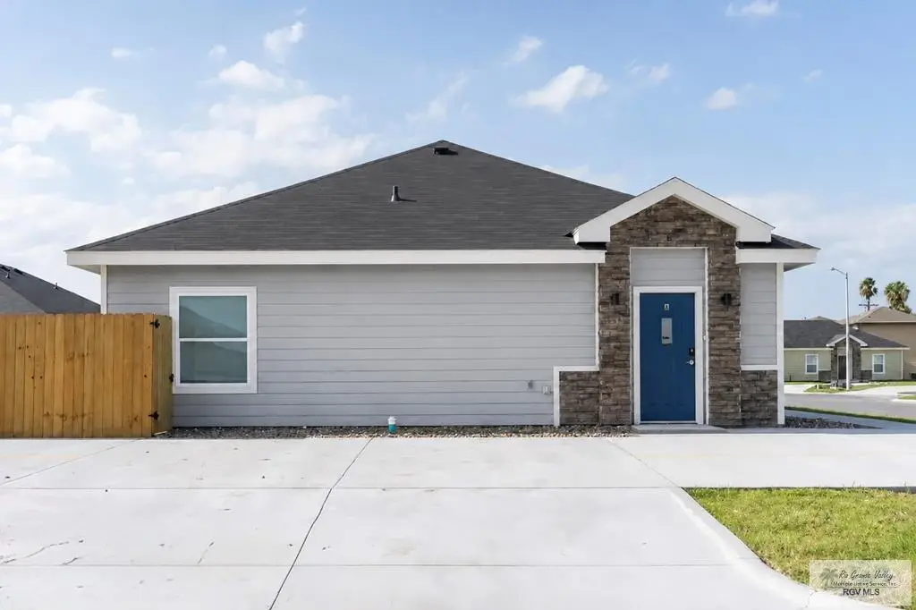 2229 N Valley Circle, La Feria, TX 78559 - #1