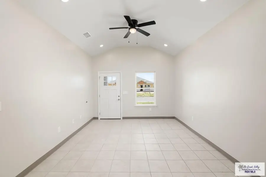 2422 N Valley Circle, La Feria, TX 78559 - #2