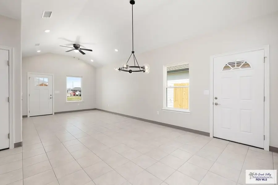 2422 N Valley Circle, La Feria, TX 78559 - #3