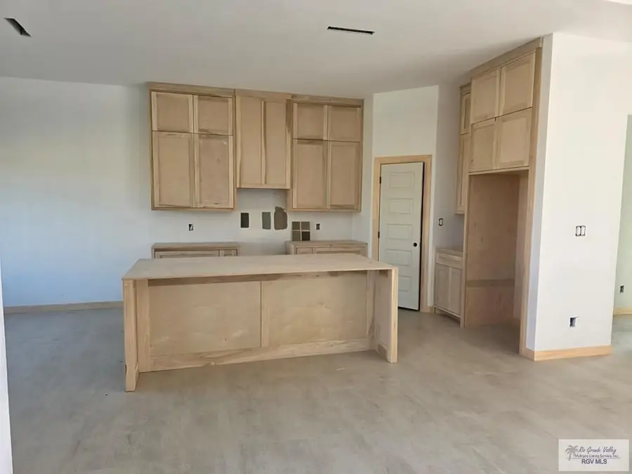 7338 St Catherine Dr, Brownsville, TX 78520 - #3