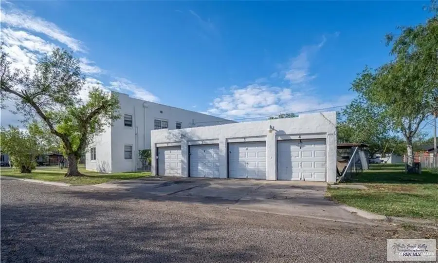 284 Corona Crescent Cir., San Benito, TX 78586 - #3
