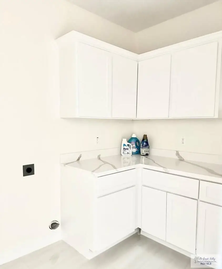 718 Ava Dr, La Feria, TX 78559 - #2