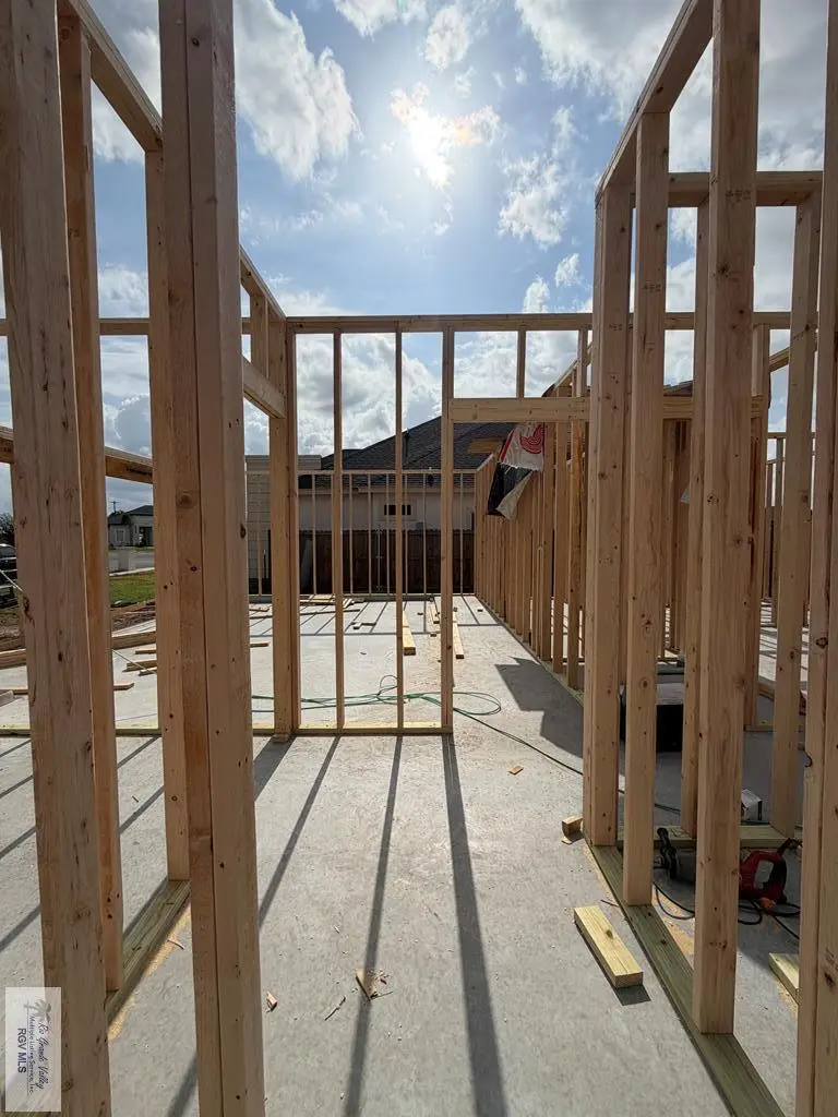 605 Fannin St., Weslaco, TX 78599 - #2