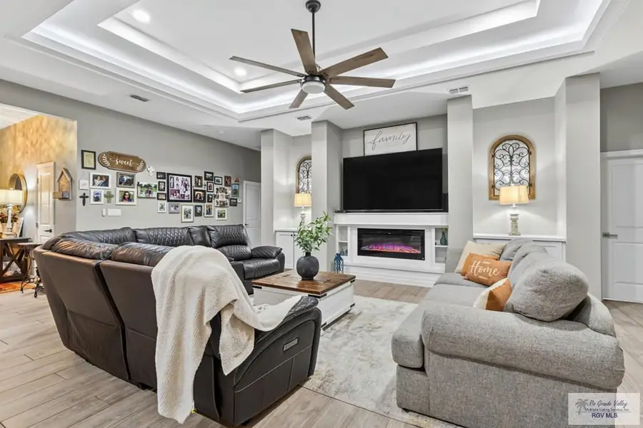 33419 Kendall Ln., Los Fresnos, TX 78566 - #3