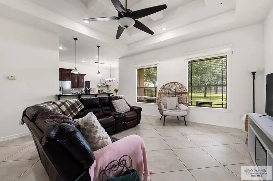 810 Hawthorne Ave., Harlingen, TX 78550 - #2
