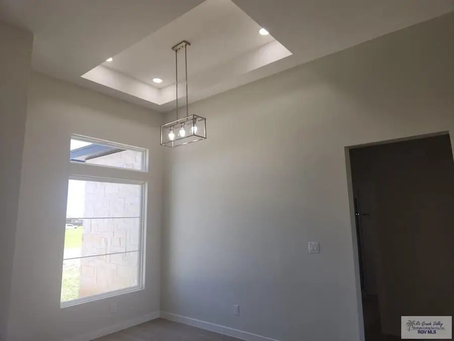 8810 Sandpiper Dr, Harlingen, TX 78552 - #3