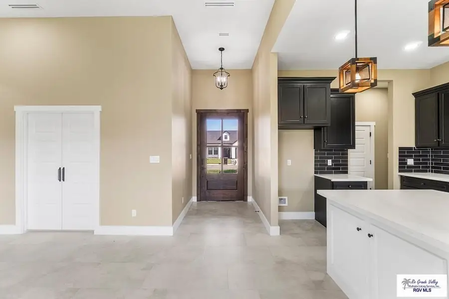 811 17th St., Weslaco, TX 78596 - #2