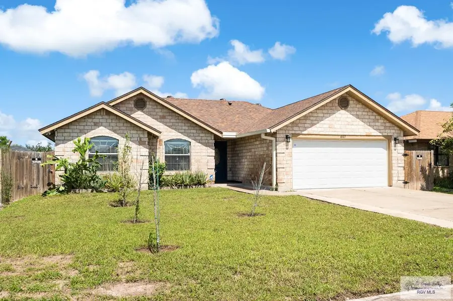 607 Bougainvillea Dr., Brownsville, TX 78566 - #2